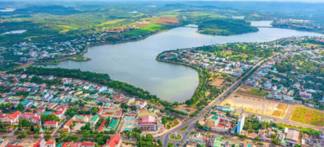 Khám phá hồ Tây Đăk Mil - 'mắt biếc' trong lòng Đắk Nông