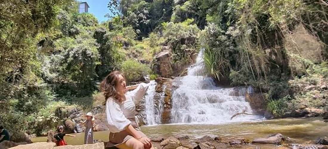 原始的自然景观和崎岖的地形,创造了令人印象深刻的空间