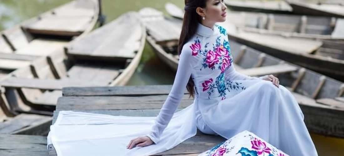顺化的传统帽子村在游客眼中始终具有诱人的吸引力。