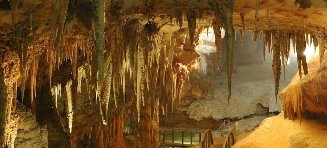 Động Sơn Mộc Hương - thắng cảnh nổi tiếng ở Mộc Châu