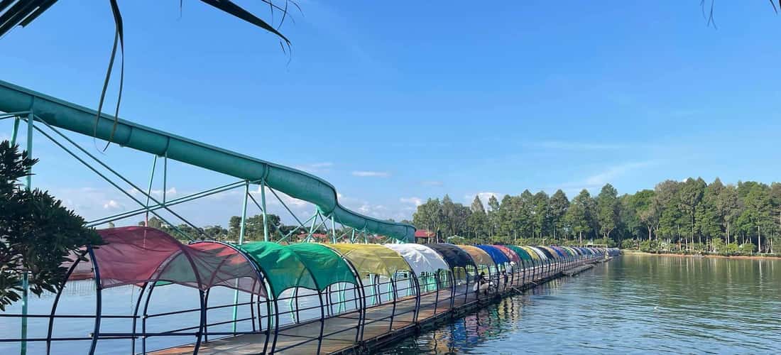 鹰岛旅游区诗情画意牵动游客心