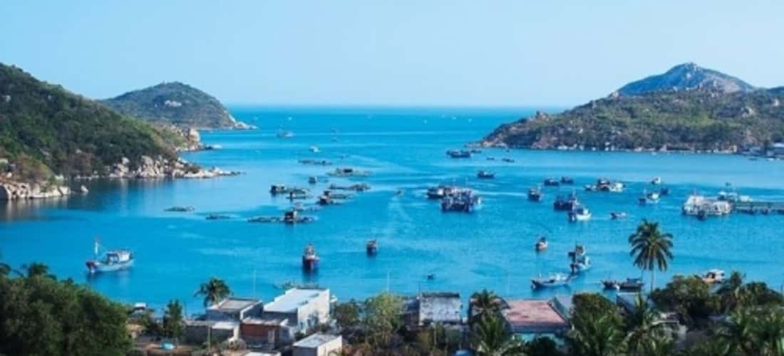 Vịnh Vĩnh Hy - Một trong bốn vịnh đẹp nhất Việt Nam
