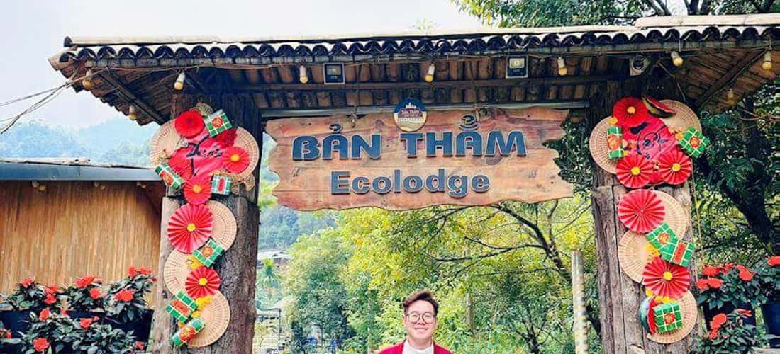 参观 Ban Tham 花园的入口