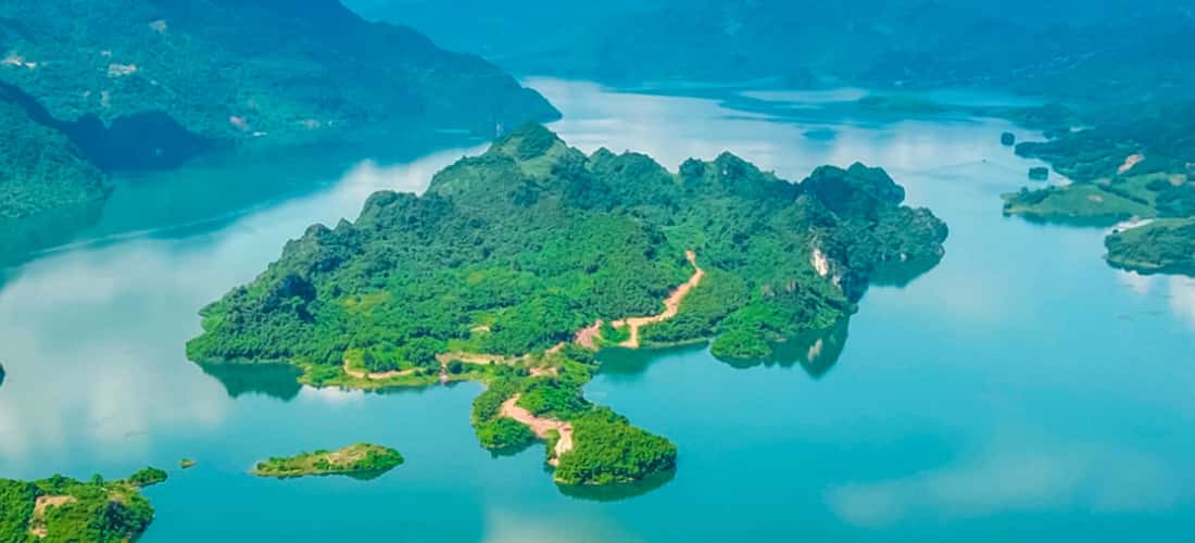 Khám phá vẻ đẹp của Thung Nai - Hạ Long trên cạn