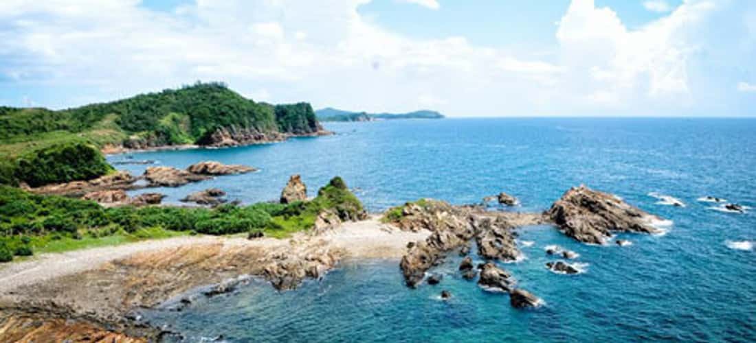 Biển xanh, nắng đẹp trên Đảo Cô Tô