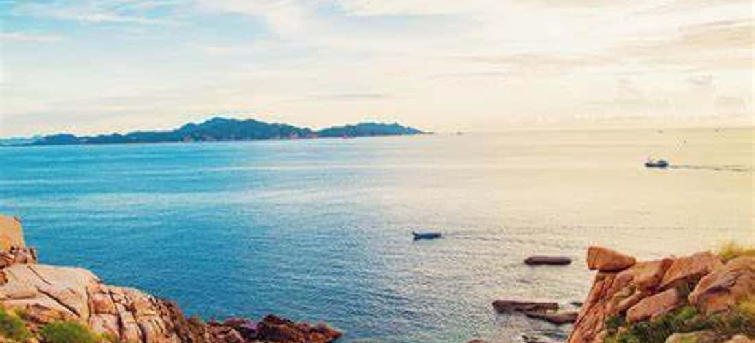 Bình minh ở đảo Bình Hưng