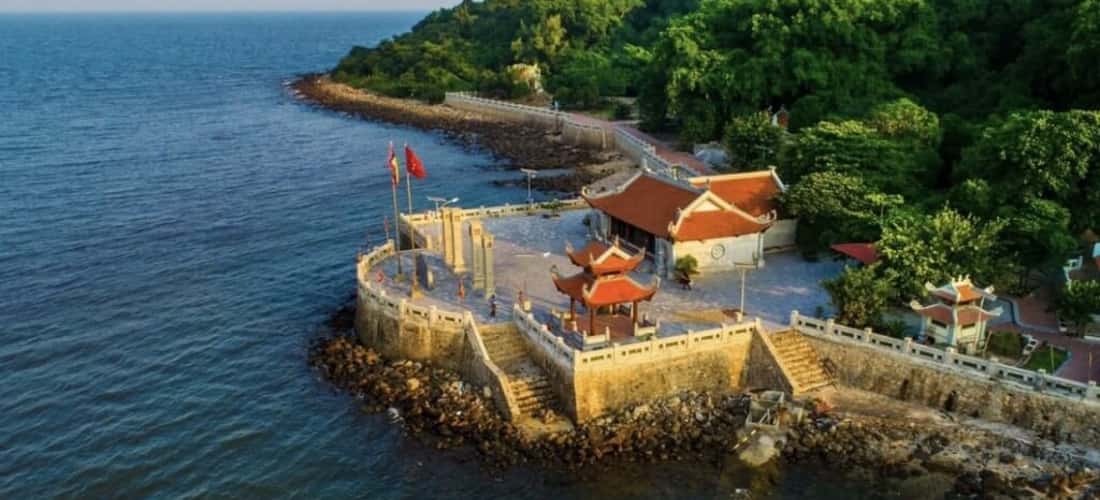 参观南海丹王寺庙