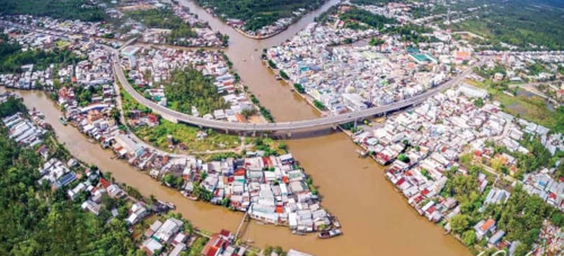 Chợ nổi Ngã Bảy - Góc nhìn từ trên cao