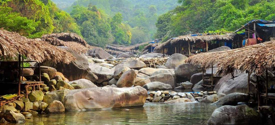 Ba Hồ Nha Trang được mệnh danh là “Tuyệt tình cốc” và được nhiều du khách yêu thích khi ghé đến Nha Trang.