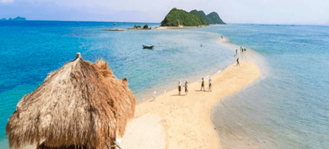 Con đường đi bộ trên đảo Điệp Sơn dài nhất Việt Nam