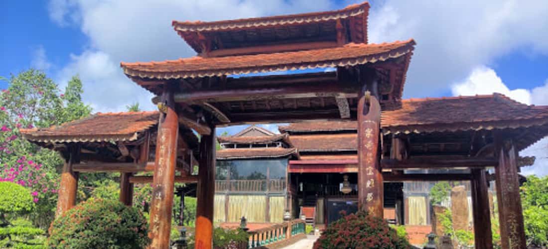 Điểm du lịch Làng cổ Phước Lộc Thọ