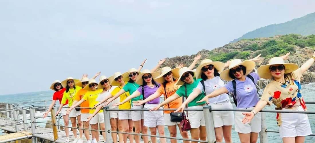 Đảo Hòn Mê là điểm dừng chân không thể bỏ lỡ của những ai đam mê khám phá và tận hưởng vẻ đẹp hùng vĩ của thiên nhiên.