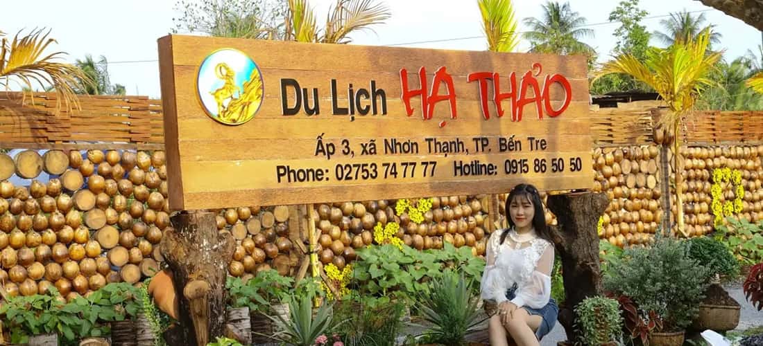Ngoài khung cảnh nên thơ, hữu tình, khu du lịch Hạ Thảo còn toát lên nét hiện đại và sang trọng thông qua lối kiến trúc