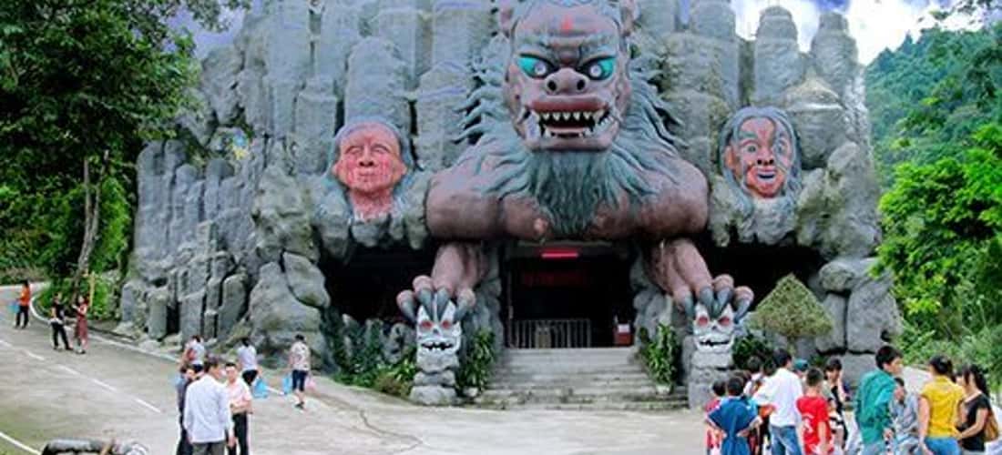 Suoi Tien Cultural Tourist Area - 관광객을 위한 매력적인 만남의 장소