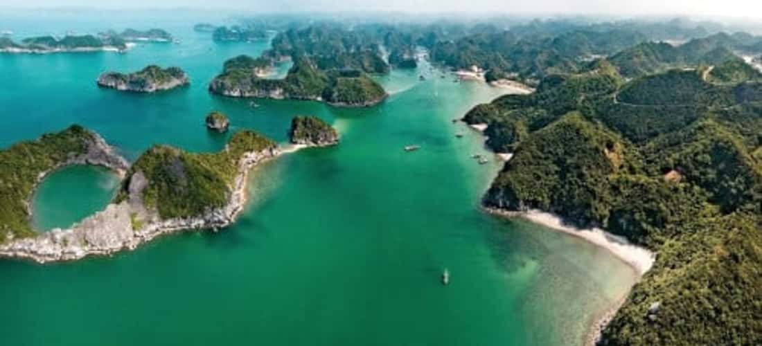 Du lịch khám phá vịnh Lan Hạ