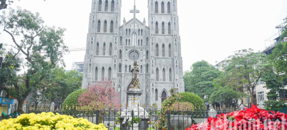 Diện mạo của nhà Thờ Lớn Hà Nội trước thềm đón Tết Nguyên Đán