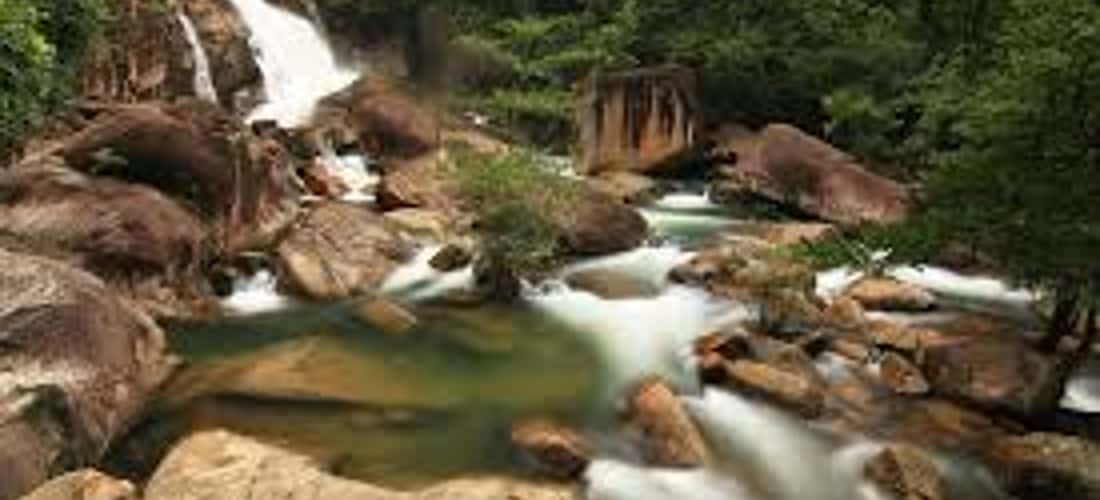 Thác Bà Tánh Linh, vẻ đẹp nguyên sơ của núi rừng Bình Thuận