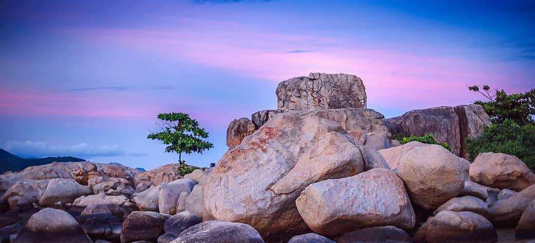 Hon Chong Hon Vo Nha Trang 是很多游客喜爱的地方