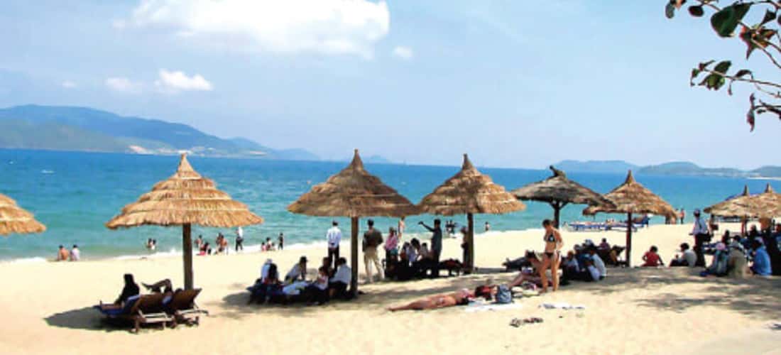 Nắng vàng Bãi Cháy
