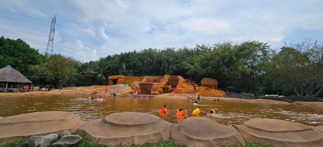 Bo Cap Vang生态旅游区非常适合组织露营、野餐、周末野餐。