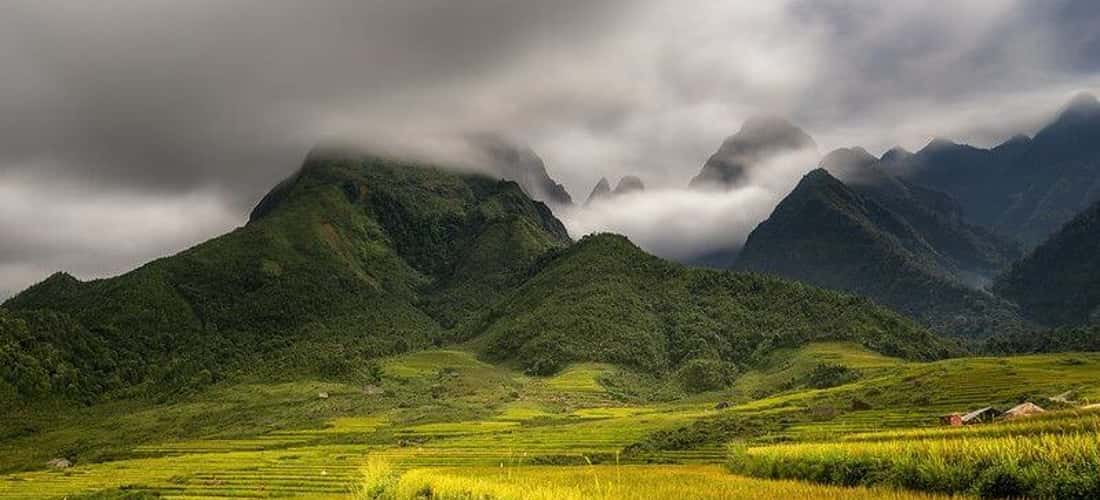 Đỉnh Chu Va - Góc nhìn từ xa