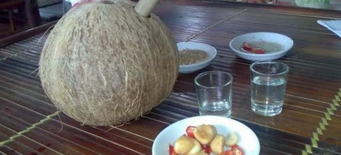 椰子酒是不容错过的特产