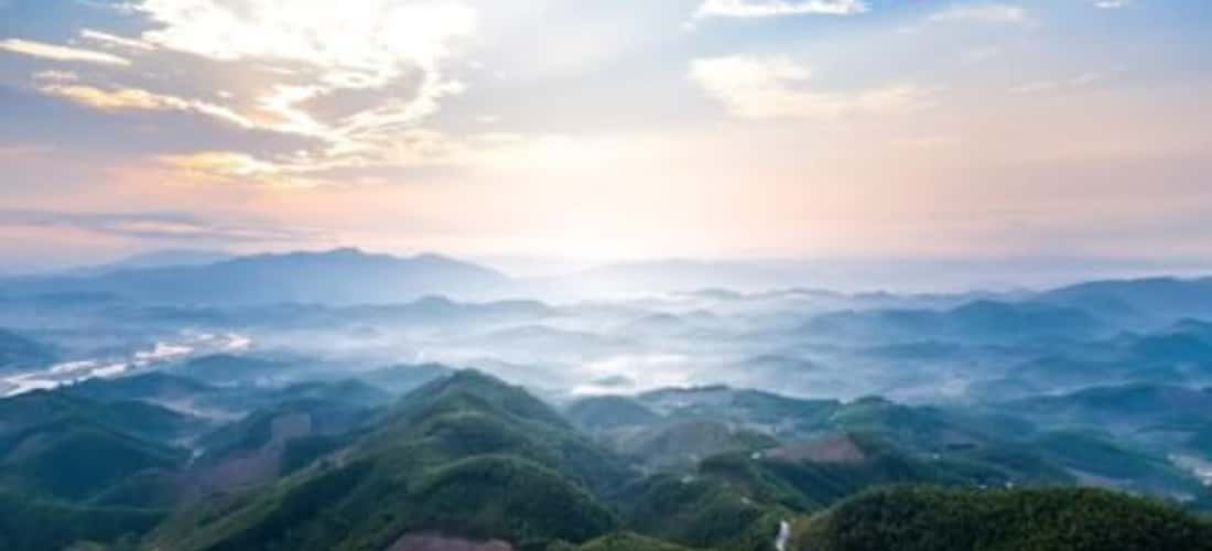 Bình minh ở đèo Vi Ô Lắc
