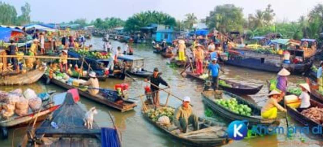 Hau Giang 강 지역의 아름다움, Nga Bay 수상 시장