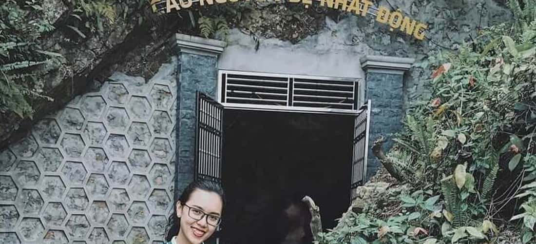 동굴 입구는 꽤 숨겨져 있으므로 트레킹 관광객들은 지침에 주의해야 합니다.