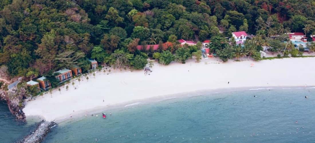 Mui Nai 是一个美丽的海滩,位于泰国湾,位于坚江省河仙市 Phao Dai 区。