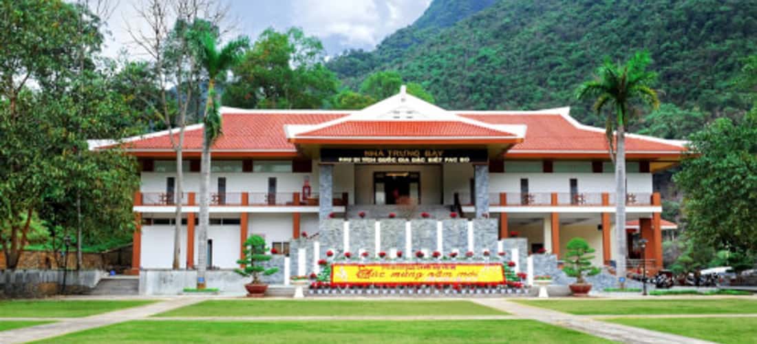 Khu di tích lịch sử Pác Bó