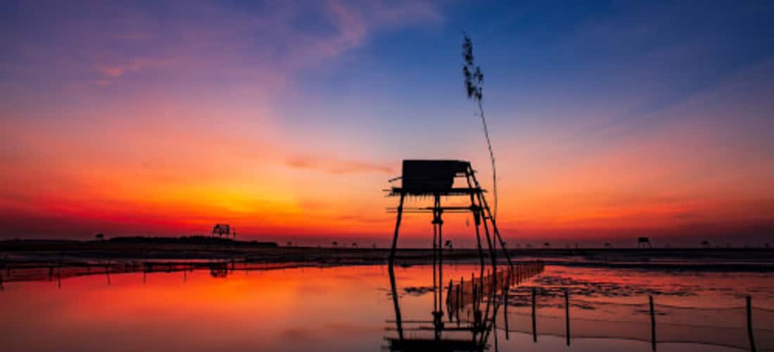 Hoàng hôn ở bãi biển Đồng Châu