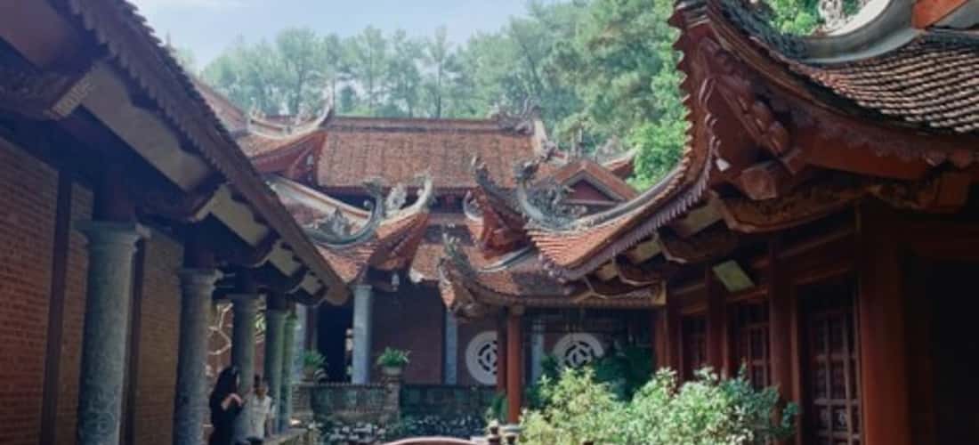 Jizhong 사원 - Phi Lai 사원 하남에 있는 거의 1000년 된 사원