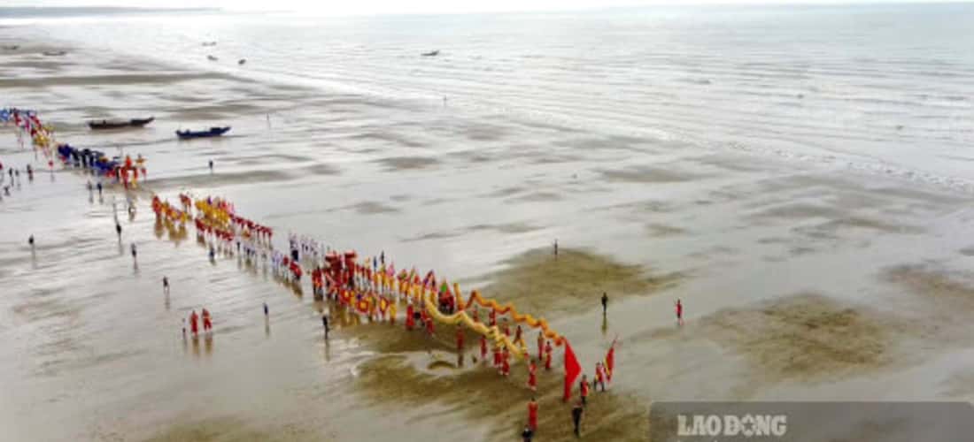 Lễ hội tại Biển Trà Cổ