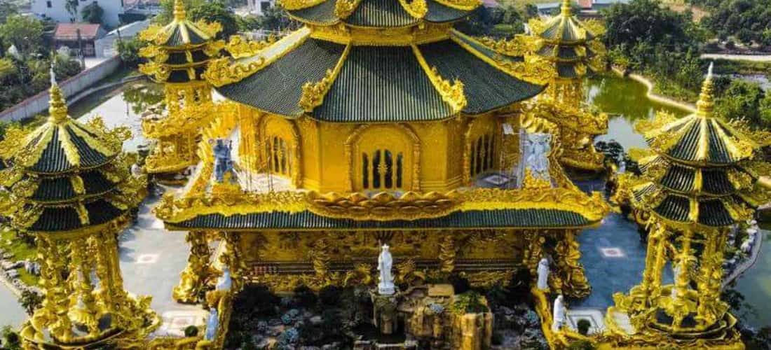该建筑充满了辉煌的美感。