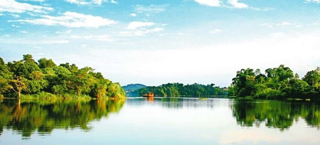 Ao Chau Lagoon의 평화로운 풍경에 감탄하십시오