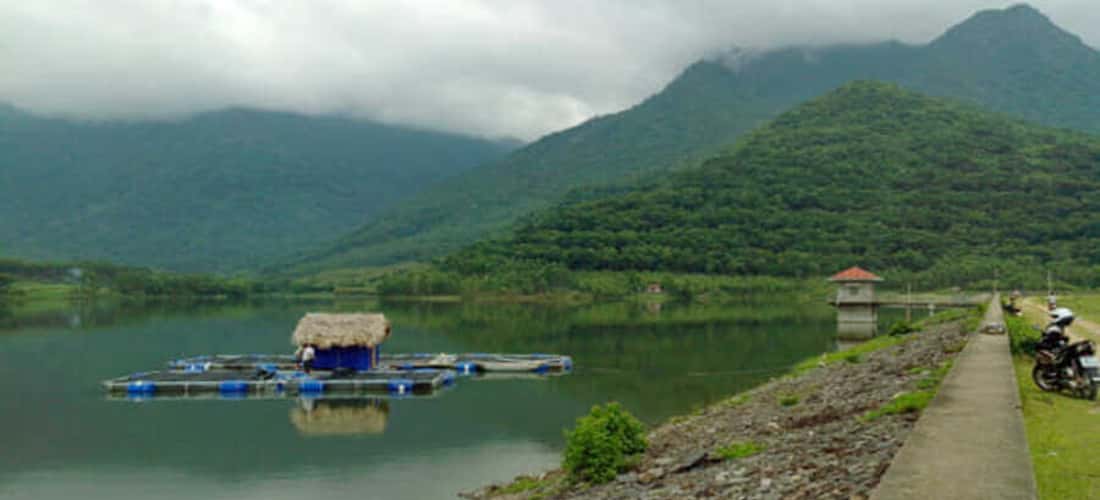 Ban Long Lake에서 낚시