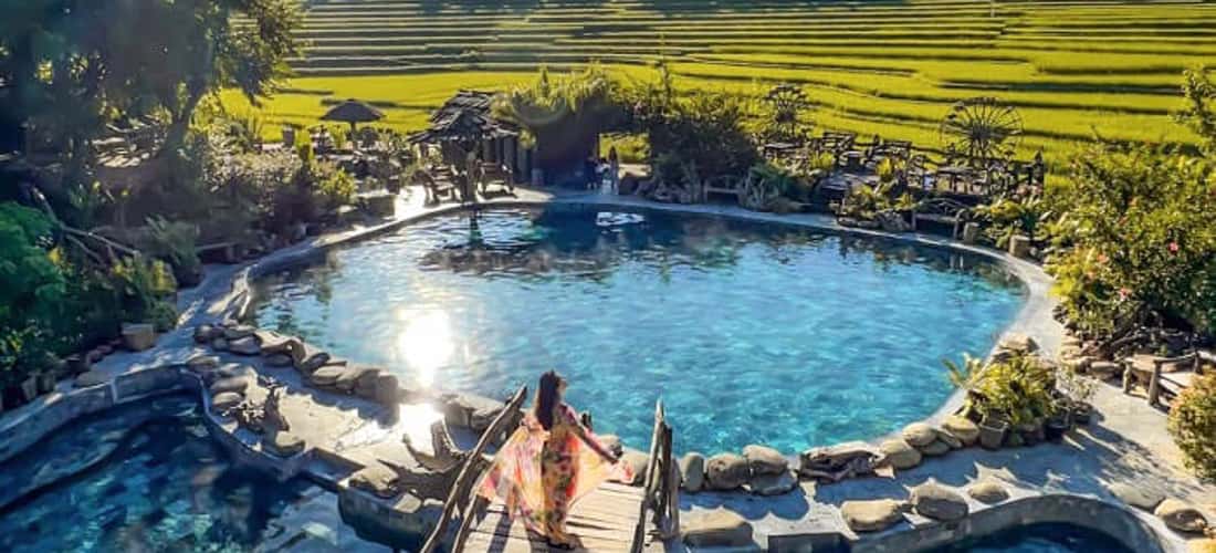 Một góc nhìn khác tại Suối khoáng nóng Trạm Tấu