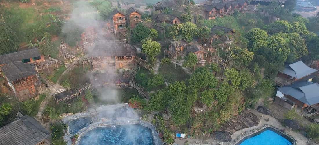 Tháng 10 là thời điểm vàng để bạn ghé đến Suối khoáng nóng Trạm Tấu.