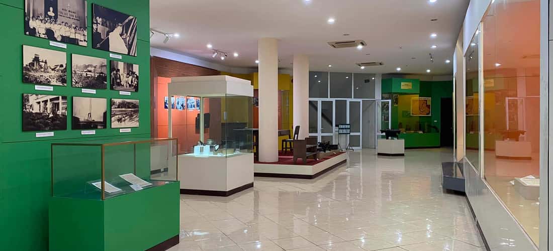 Bảo tàng tỉnh Tuyên Quang, tiền thân là bảo tàng tỉnh Hà Tuyên, được khánh thành vào năm 2010 và mở cửa đón khách tham quan từ năm 2012.