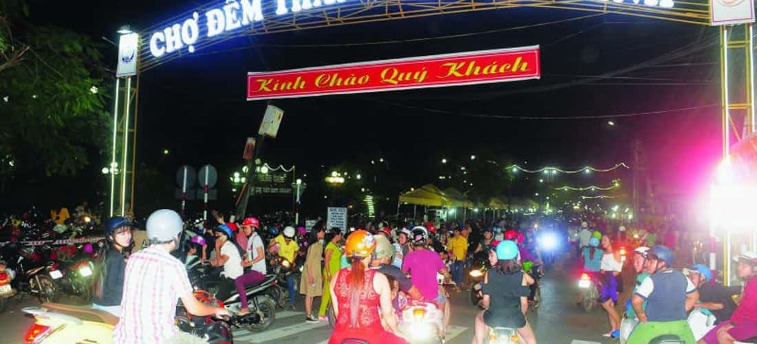 Chợ đêm Tây Ninh đã trở thành một địa điểm du lịch hấp dẫn thu hút đông đảo người ghé tham quan