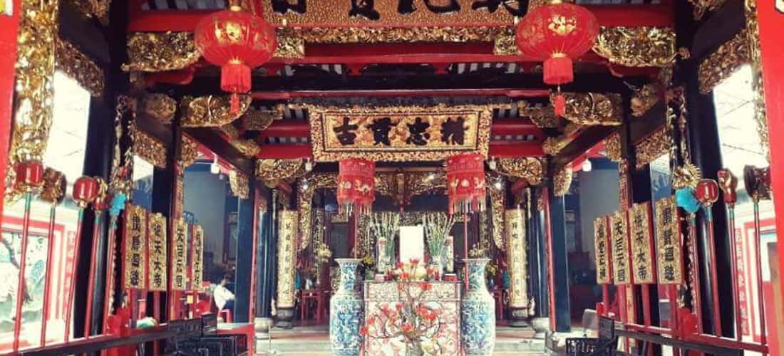 Chùa Ông Thất Phủ Miếu là một trong những công trình kiến trúc nổi bật của người Hoa trên mảnh đất Vĩnh Long.