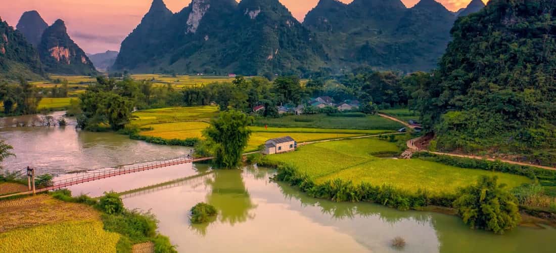 Từ thị trấn Trùng Khánh đến xã Phong Nậm khoảng 1km