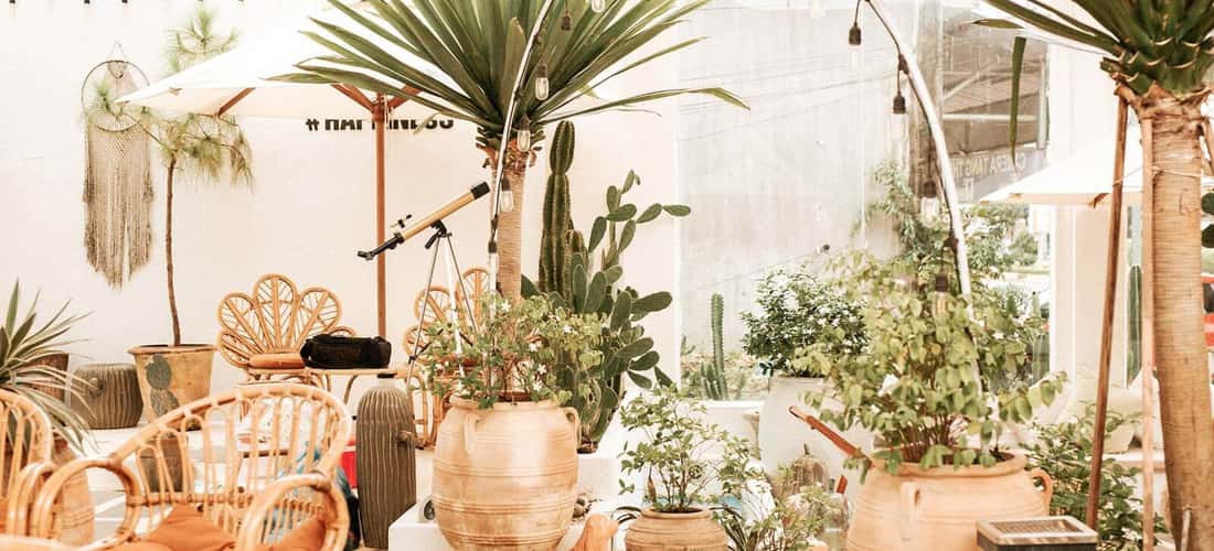 Phim trường Isara được thiết kế theo phong cách châu Âu kết hợp với cổ điển và hiện đại làm cho không gian nơi đây trở nên vô cùng sang trọng và tinh tế.