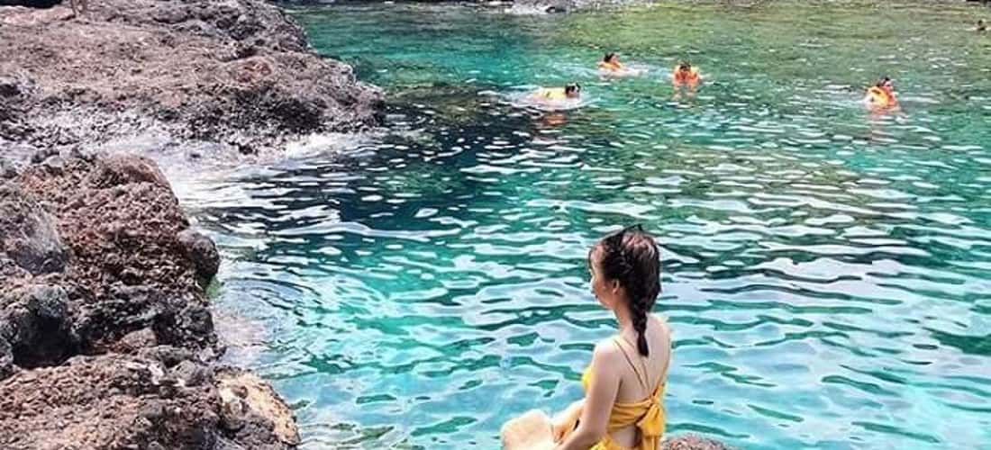 Tắm biển, lặn ngắm san hô
