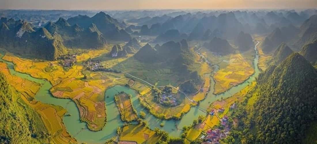 Thử đến đây một lần để cảm nhận trọn vẹn cảnh đẹp của xã này, để thấy non nước Việt Nam đẹp biết nhường nào.