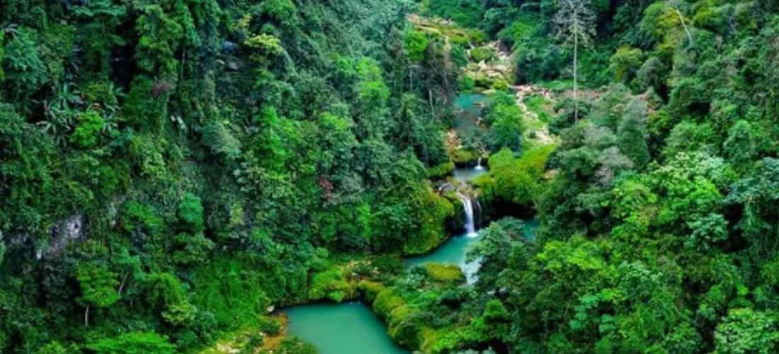 Thác Nàng Tiên một trong những địa điểm dã ngoại không chỉ là điểm đến quen thuộc của người dân bản địa, mà còn là nơi cuốn hút những lữ khách phương xa đến tham quan khám phá Mộc Châu.