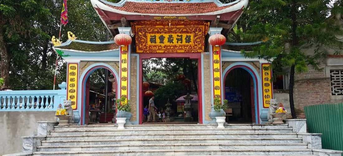 Đền Ông Hoàng Bảy gắn liền với truyền thuyết về vị thần hộ quốc