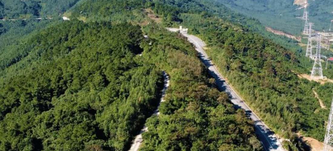 Dãy núi Hoành Sơn, đặc biệt là Đèo Ngang, đã trở thành nguồn cảm hứng bất tận cho nhiều tao nhân, mặc khách.