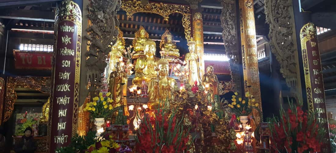 这座寺庙有着美丽而令人印象深刻的建筑标志。